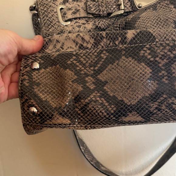 Michael Kors Tan Snake Print Tote - Picture 5 of 15